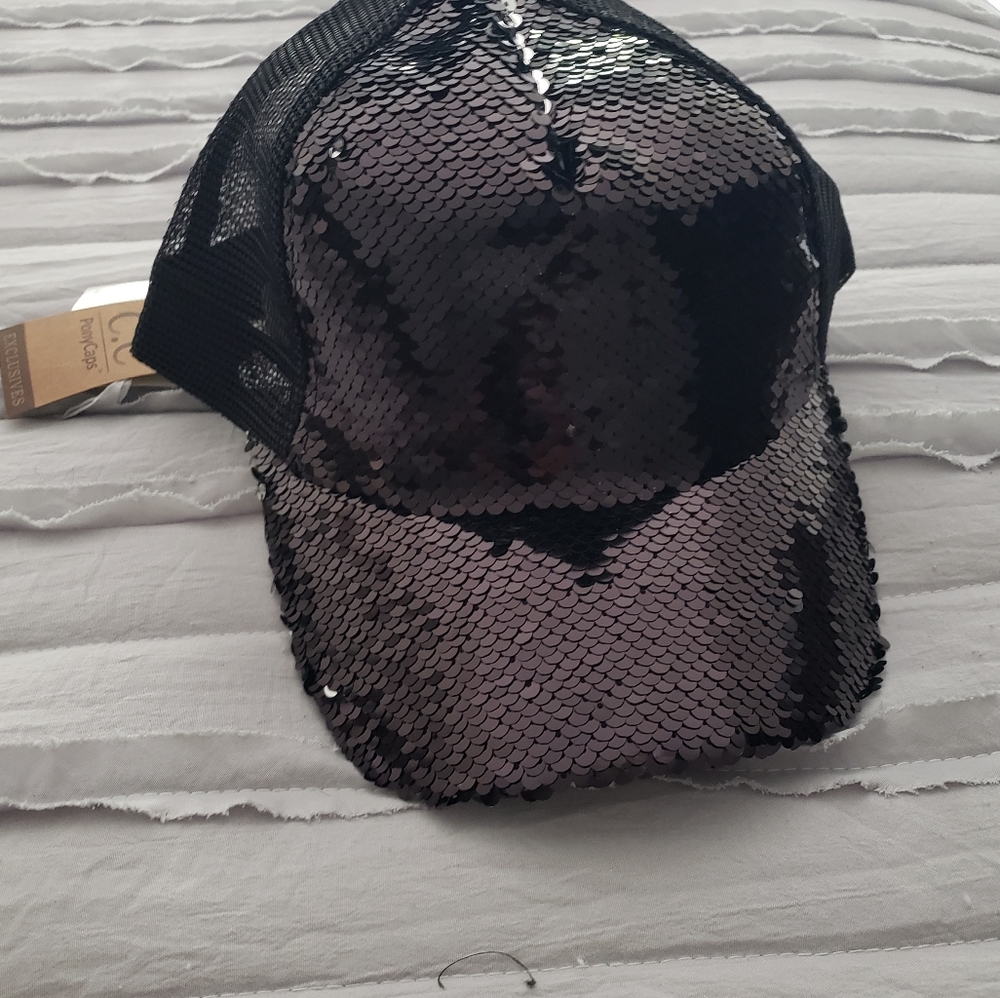 Back Sequins C.C Pony Hat